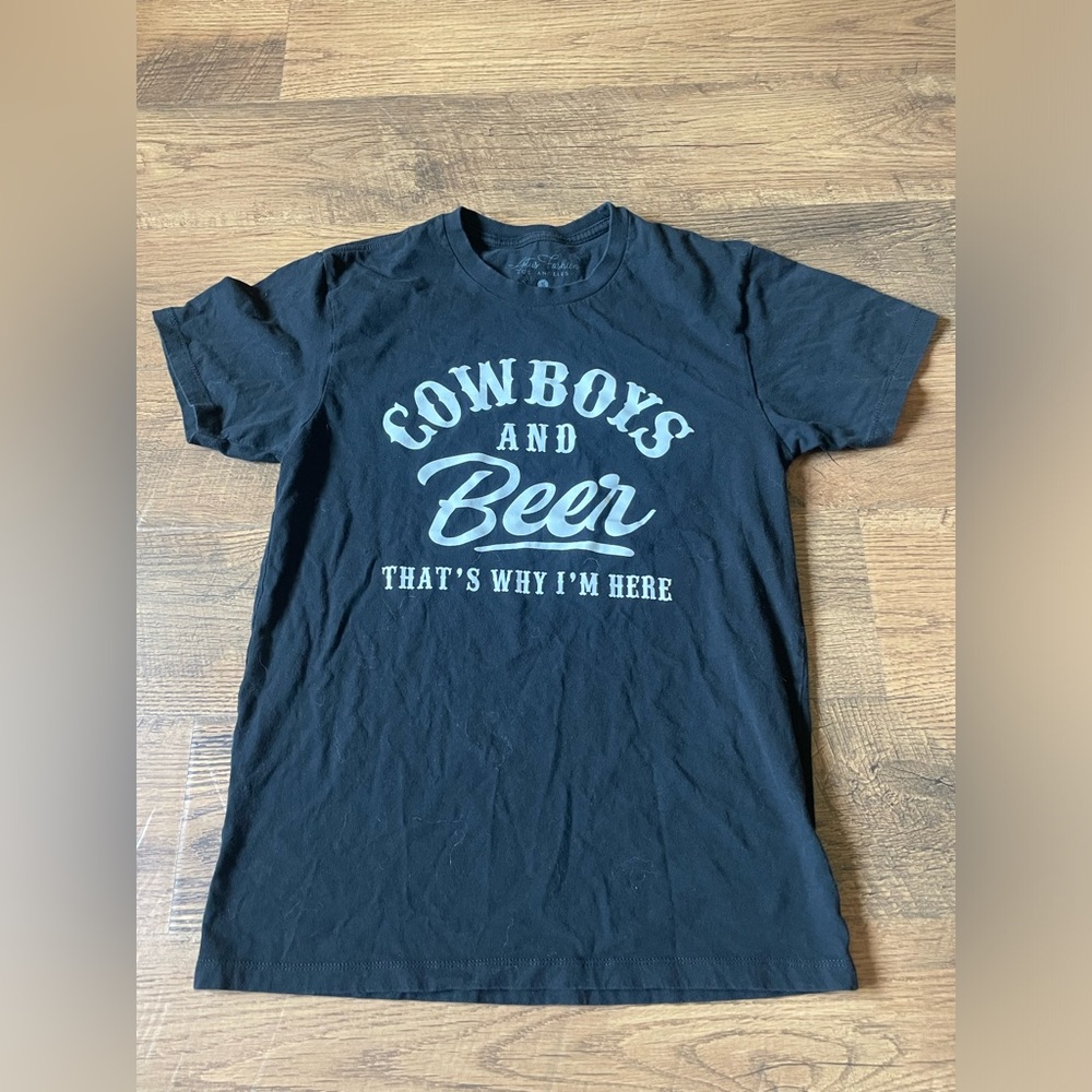 Size S t shirt